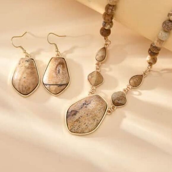 Picture Jasper Earrings and Pendant Necklace - Picture 6 of 16